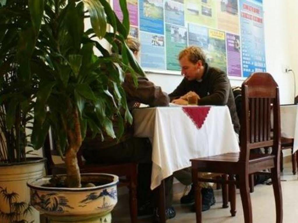 Amigo Hue Hotel Luaran gambar
